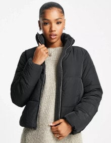 Women's outerwear