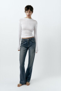 Women's jeans with a medium fit