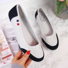 Women's shoes