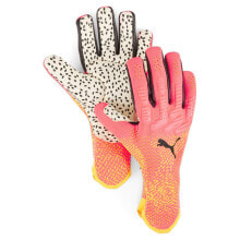 Goalkeeper gloves for football