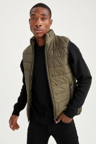 Men's insulated vests