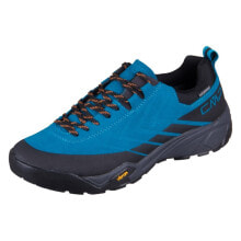 Men's sports shoes for trekking