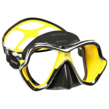 Masks and snorkels for scuba diving