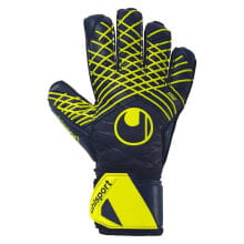 Goalkeeper gloves for football