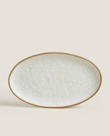 Textured oval serving dish