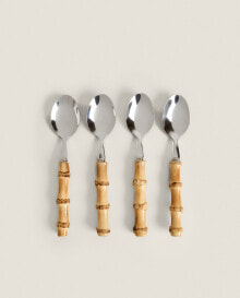 Set of dessert spoons with bamboo handle