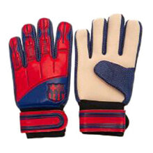 Goalkeeper gloves for football