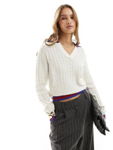 Women's sweaters and cardigans