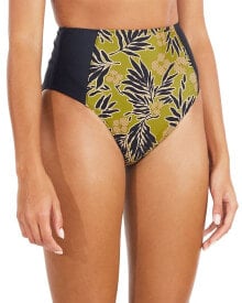 Women's swimwear