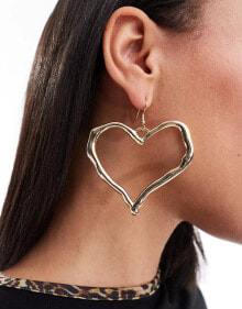 Купить женские ювелирные украшения Petit Moments: Petit Moments avery large heart drop earrings in gold