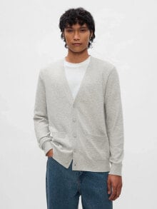 Men's sweaters and cardigans