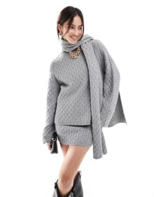 Women's sweaters and cardigans