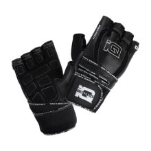 Goalkeeper gloves for football