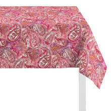 Tablecloths and napkins