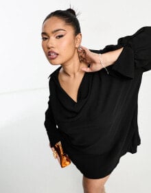 Женское мини-платье ASOS Curve ASOS DESIGN Curve Langärmliges Minikleid in Schwarz mit Wasserfallausschnitt купить в аутлете