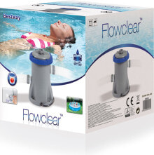 Accessories and accessories for swimming pools