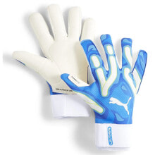 Goalkeeper gloves for football