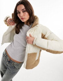 Women's outerwear