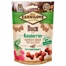 CARNILOVE Crunchy Snack Duck & Raspberries 50g Cat Snack