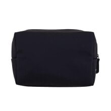 Women's cosmetic bags and beauty cases