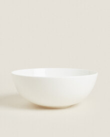 Porcelain salad bowl