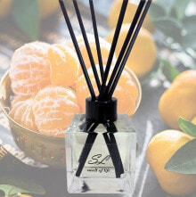 Aromatic diffusers and candles