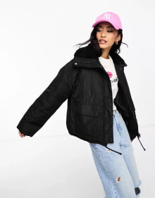 Women's outerwear