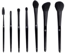 Makeup brushes, sponges and applicators