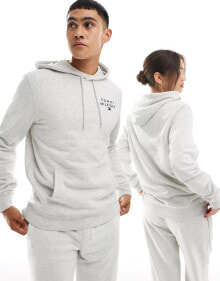 Women's hoodies and sweatshirts