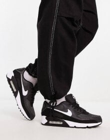 Nike – Air Max 90 Recraft – Sneaker in Triple-Schwarz