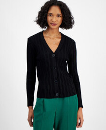 Women's sweaters and cardigans