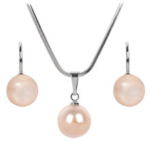 Ювелирные колье A charming set of Pearl Peach necklaces and earrings