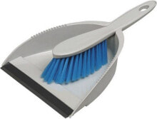 Brooms, dustpans and floor brushes