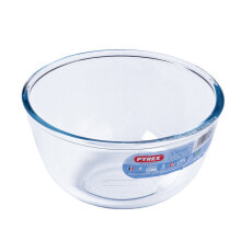 Dishes and salad bowls for serving