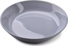 Dishes and salad bowls for serving