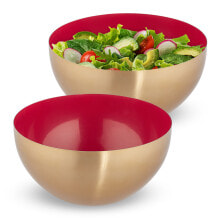 Dishes and salad bowls for serving