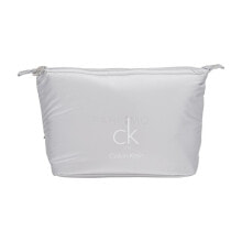 Женские косметички и бьюти-кейсы Calvin Klein купить от $11