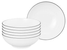 Dishes and salad bowls for serving