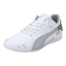 Men's sports shoes for football