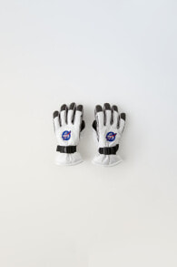 © nasa astronaut costume gloves