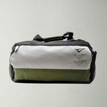 Women's cosmetics bags and beauty cases