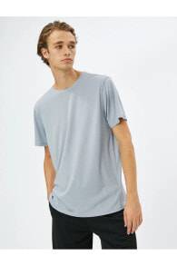 Men's T-shirts