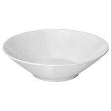 Dishes and salad bowls for serving