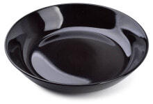 Dishes and salad bowls for serving