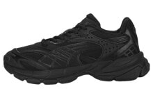 Men's running shoes