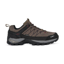 Men's sports shoes for trekking