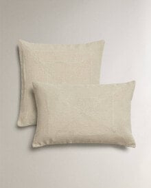 Decorative pillows