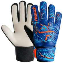 Goalkeeper gloves for football