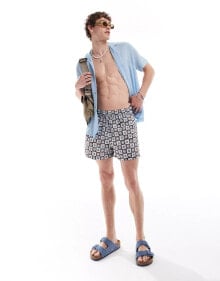 Men's swimming trunks and shorts