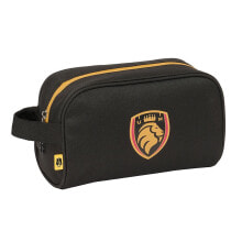 Women's cosmetic bags and beauty cases